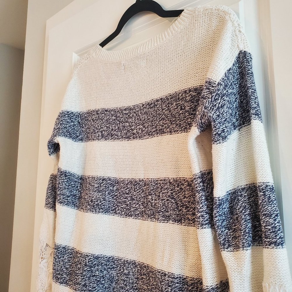 White and Grey striped sweater with lace detail by Lauren Conrad - Picture 4 of 12